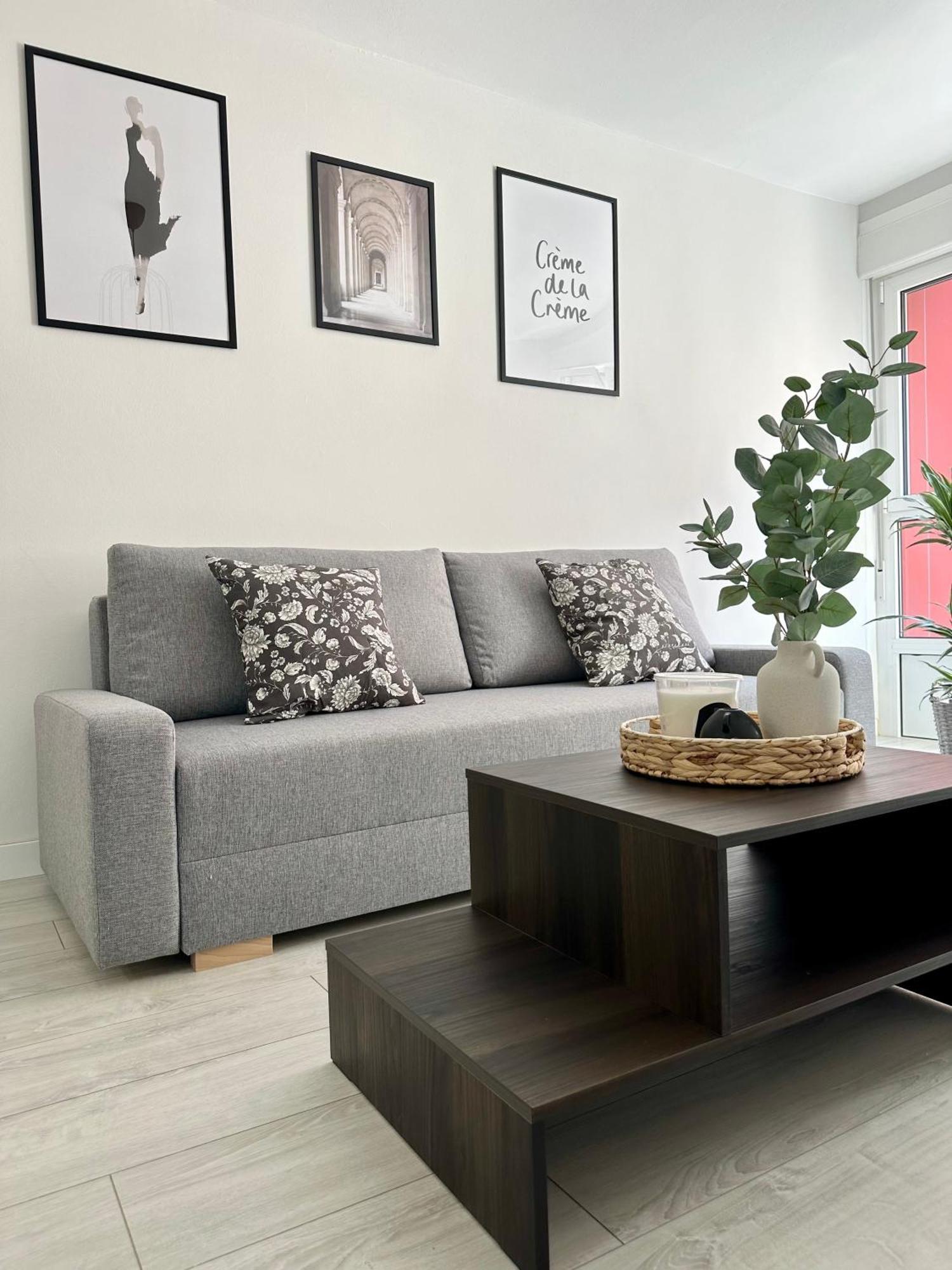 Cozy Flat 5 Mins From The Beach 기욘 외부 사진